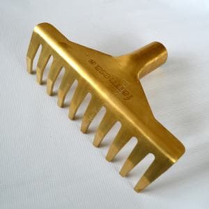 Non-Sparking Rake